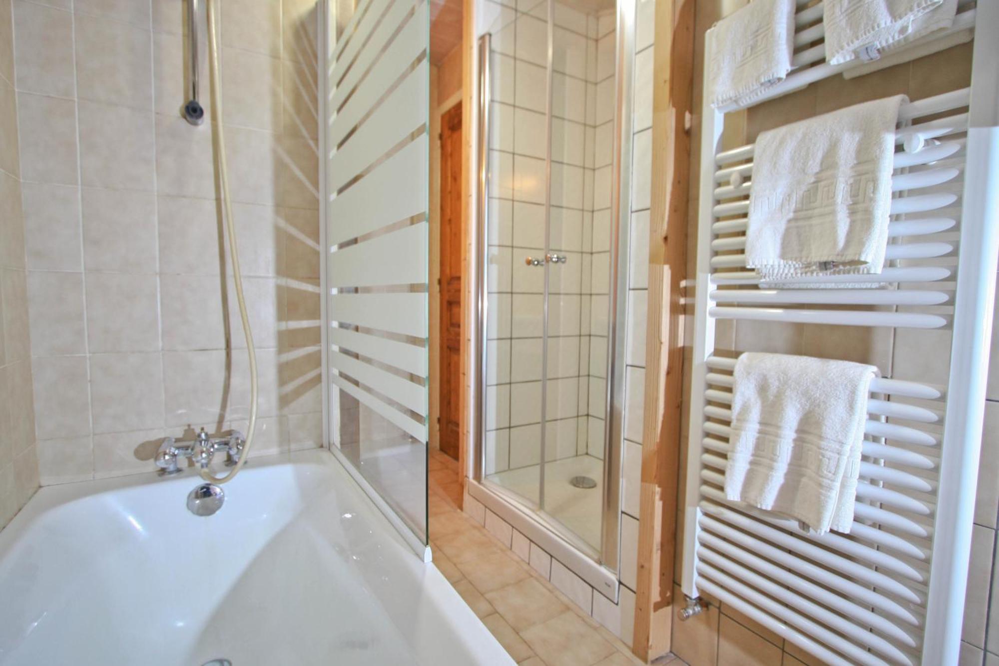 Alpen Roc Hotel Morzine Ngoại thất bức ảnh