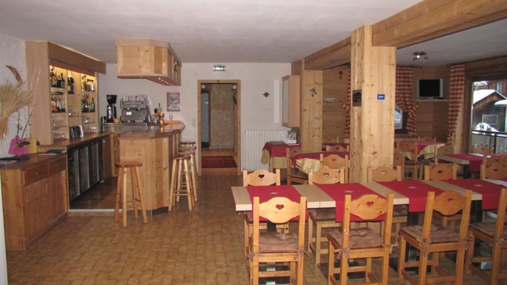 Alpen Roc Hotel Morzine Ngoại thất bức ảnh