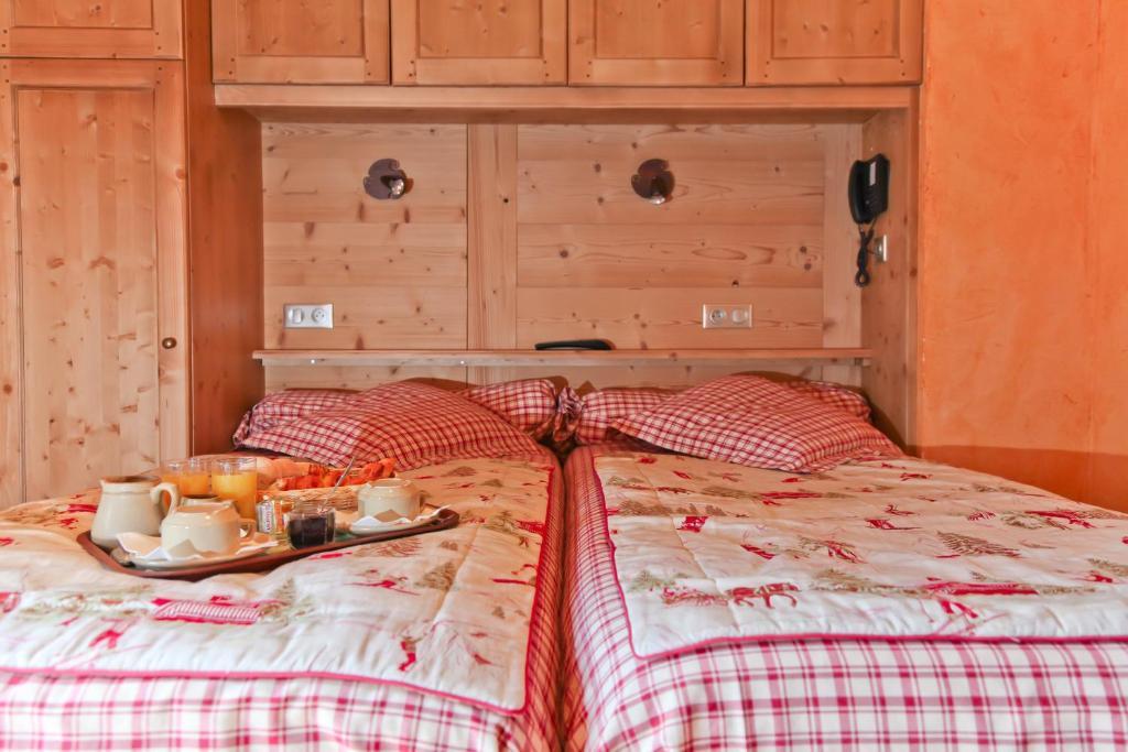 Alpen Roc Hotel Morzine Phòng bức ảnh