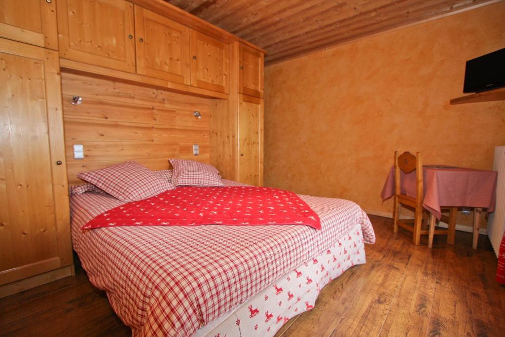 Alpen Roc Hotel Morzine Phòng bức ảnh